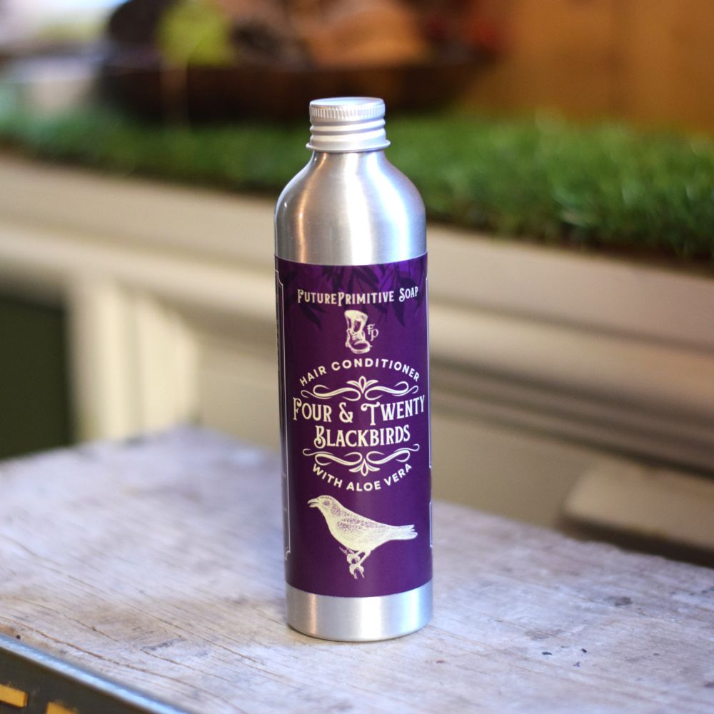 four & twenty blackbirds hair conditioner in a silver aluminium bottle