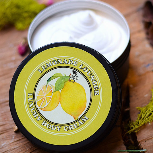 Lemon-themed body cream jar on a wooden surface